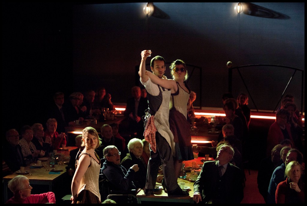 Opera_buffa_1